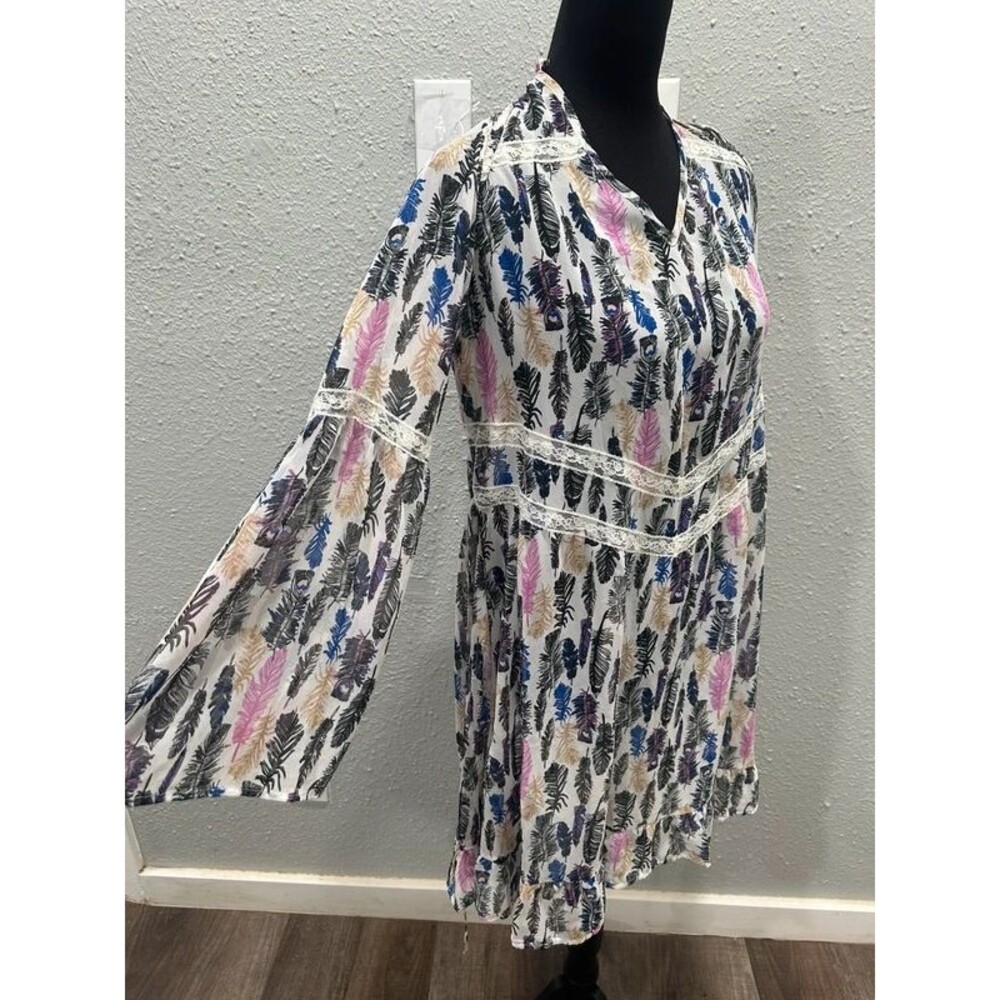 Bongo Feather Print Sheer Mini Dress Womens XL White Lace Neck Tie Flare Sleeve
